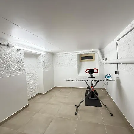 Le Gaston De Belair - 005 - 2nd Floor - Shared Kitchen 公寓 Schieren