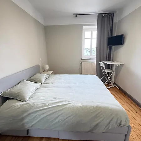 Le Gaston De Belair - 005 - 2nd Floor - Shared Kitchen *