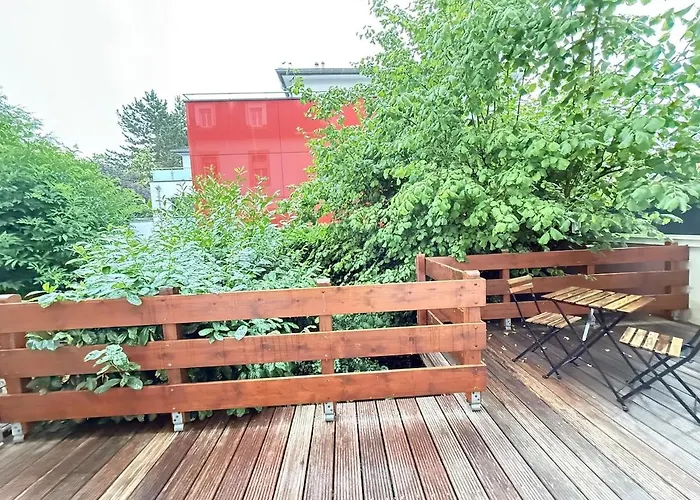 Le Gaston De Belair - 005 - 2nd Floor - Shared Kitchen *