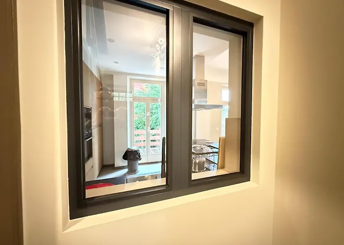 Le Gaston De Belair - 005 - 2nd Floor - Shared Kitchen * Schieren