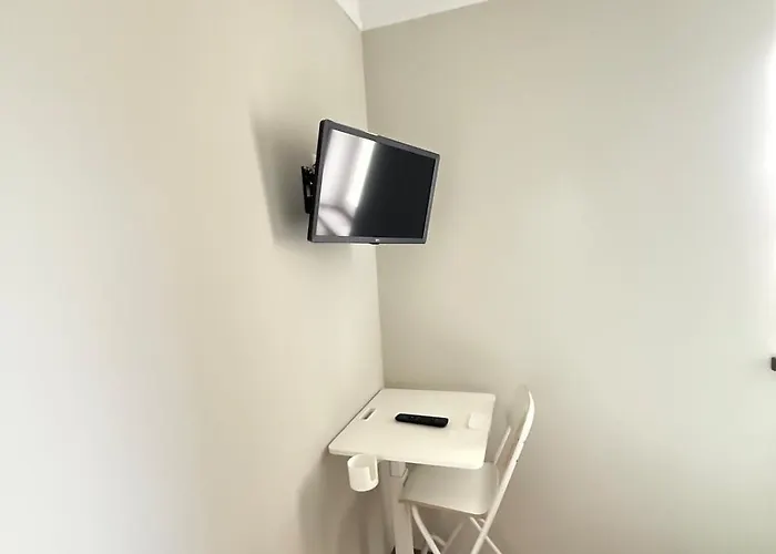 Le Gaston De Belair - 005 - 2nd Floor - Shared Kitchen *